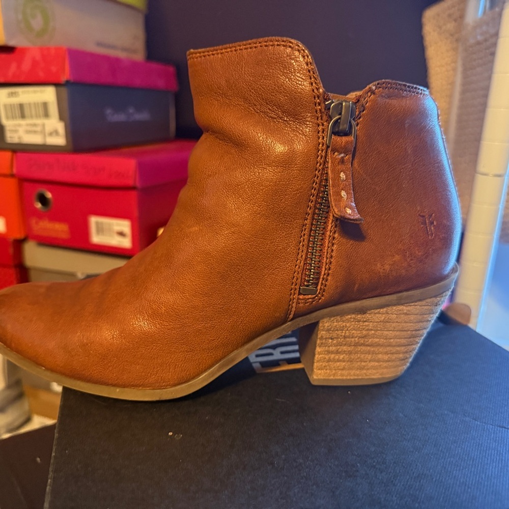 Frye Brown Leather Ankle Booties - great condition